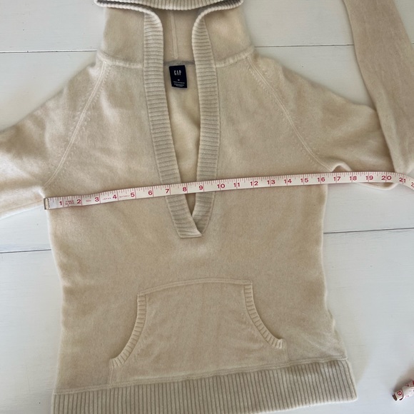100% Cashmere Gap Pullover Hoodie size Medium - Picture 6 of 8